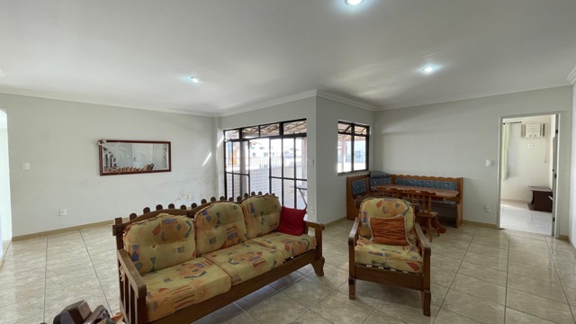 Cobertura / Penthouse com 1868m² 5 quartos e 4 banheiros, à venda, no bairro Vila Nova em Cabo Frio