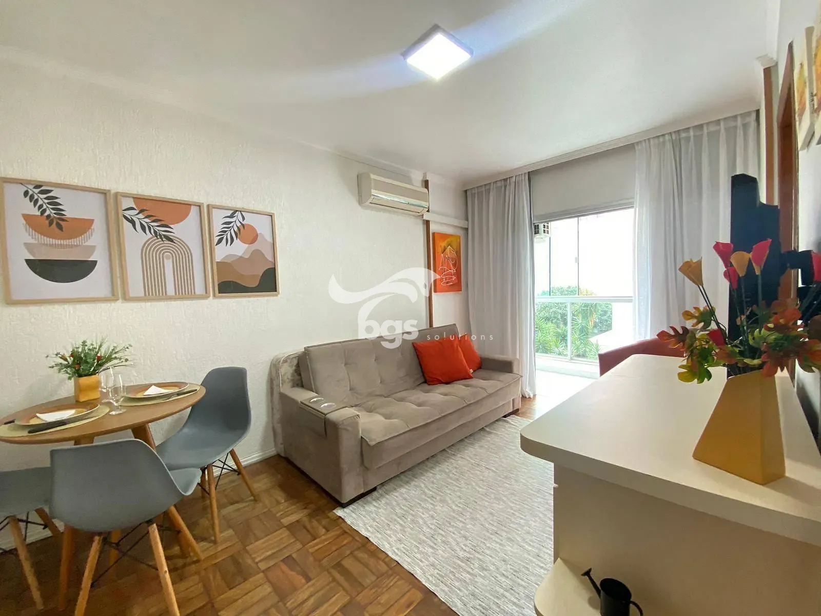 Apartamento, 1 quarto, 43 m² - Foto 1