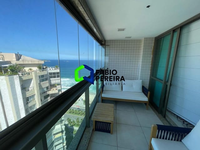 Cobertura / Penthouse com 330m² 4 quartos e 4 banheiros, à venda, no bairro Barra da Tijuca em Rio de Janeiro