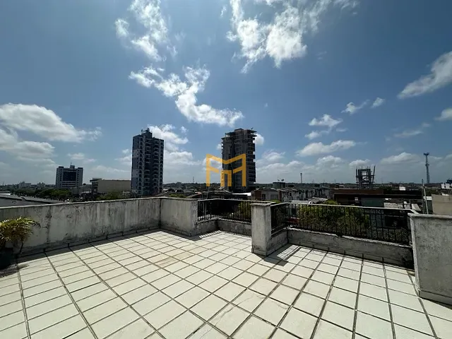 Cobertura / Penthouse com 440m² 4 quartos e 5 banheiros, à venda, no bairro Marco em Belém