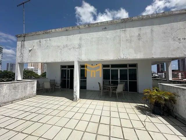 Cobertura / Penthouse com 440m² 4 quartos e 5 banheiros, à venda, no bairro Marco em Belém