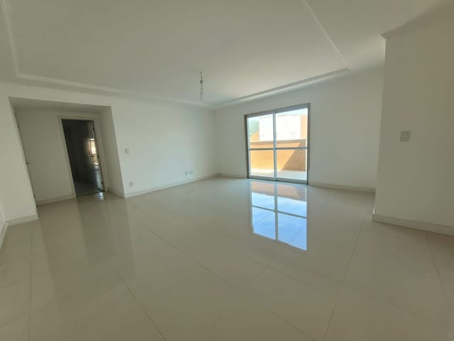 Cobertura / Penthouse com 256m² 3 quartos e 4 banheiros, à venda, no bairro Vila Valqueire em Rio de Janeiro