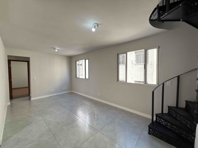 Cobertura / Penthouse com 150m² 3 quartos e 3 banheiros, à venda, no bairro Caiçara-Adelaide em Belo Horizonte
