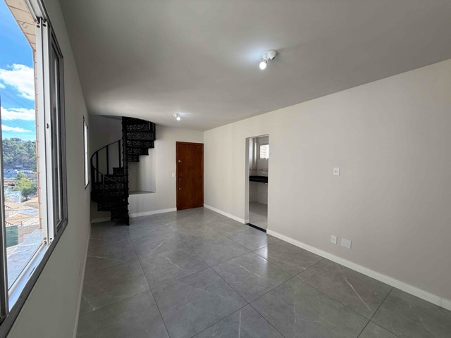 Cobertura / Penthouse com 150m² 3 quartos e 3 banheiros, à venda, no bairro Caiçara-Adelaide em Belo Horizonte