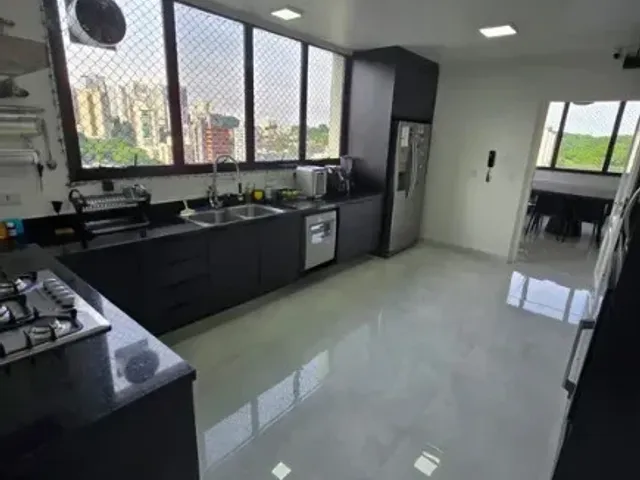 Cobertura / Penthouse com 400m² 4 quartos e 7 banheiros, à venda, no bairro Morumbi em São Paulo