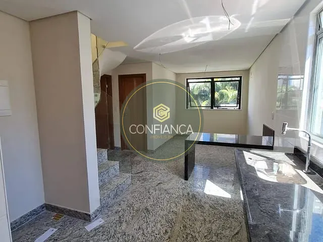 Cobertura / Penthouse com 101m² 2 quartos e 3 banheiros, à venda, no bairro Lourdes em Belo Horizonte