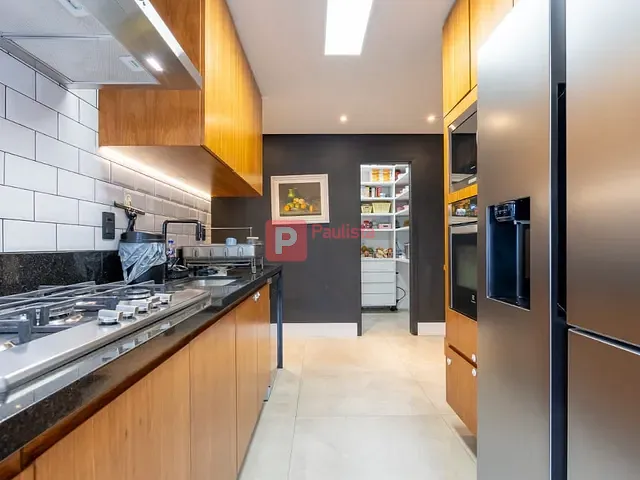 Cobertura / Penthouse com 245m² 3 quartos e 4 banheiros, à venda, no bairro Indianópolis em São Paulo