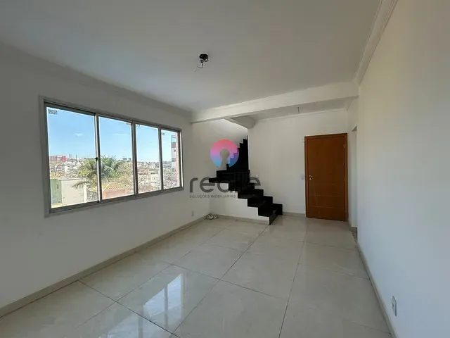 Cobertura / Penthouse 3 quartos e 3 banheiros, à venda, no bairro Cabral em Contagem