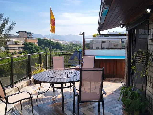 Cobertura / Penthouse com 181m² 4 quartos e 5 banheiros, à venda, no bairro Recreio dos Bandeirantes em Rio de Janeiro