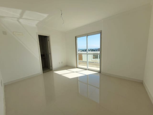 Cobertura / Penthouse com 256m² 3 quartos e 3 banheiros, à venda, no bairro Vila Valqueire em Rio de Janeiro