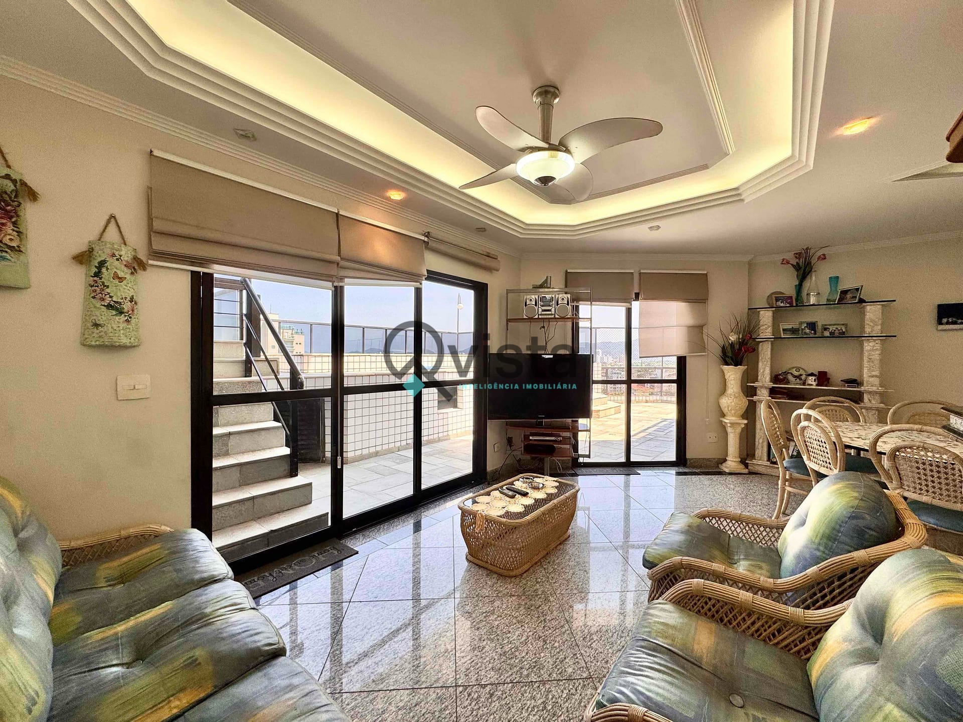 Cobertura à venda com 3 quartos, 180m² - Foto 2