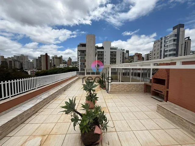 Cobertura / Penthouse 3 quartos e 3 banheiros, à venda, no bairro Sion em Belo Horizonte