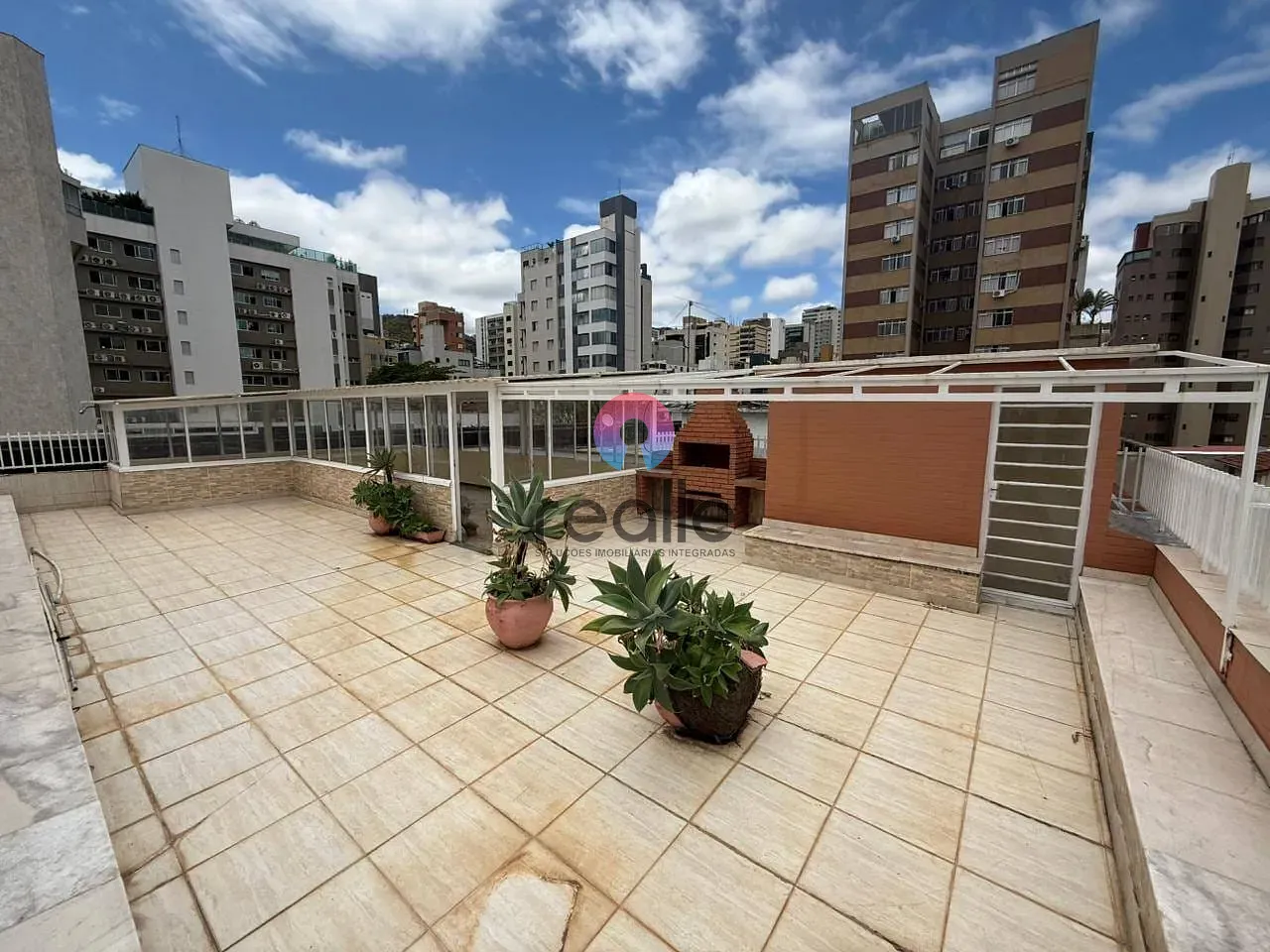 Cobertura, 3 quartos, 248 m² - Foto 1