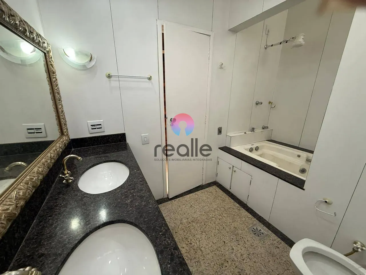 Cobertura, 3 quartos, 248 m² - Foto 19