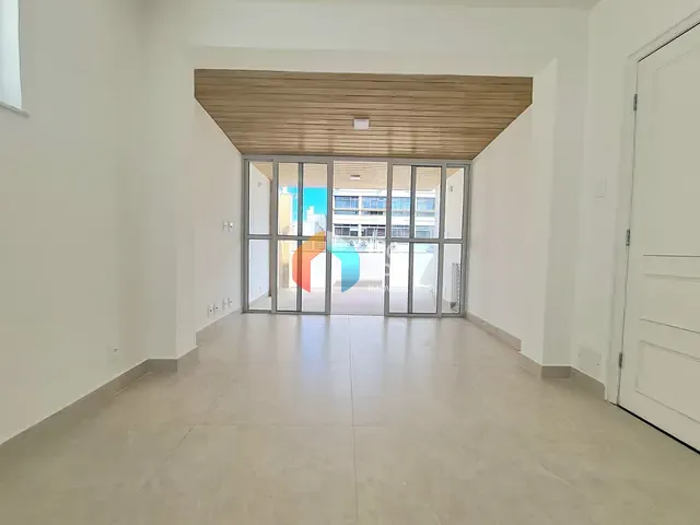 Cobertura / Penthouse com 78m² 1 quarto e 1 banheiro, à venda, no bairro Copacabana em Rio de Janeiro