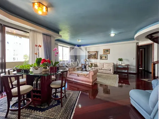 Cobertura / Penthouse com 532m² 4 quartos e 6 banheiros, à venda, no bairro Ponta Aguda em Blumenau