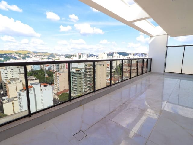 Cobertura / Penthouse 5 quartos e 6 banheiros, à venda, no bairro Santa Helena em Juiz de Fora