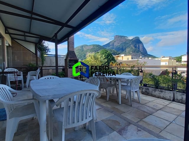 Cobertura / Penthouse com 400m² 4 quartos e 4 banheiros, à venda, no bairro Barra da Tijuca em Rio de Janeiro