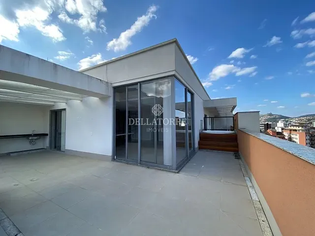 Cobertura / Penthouse com 207m² 3 quartos e 3 banheiros, à venda, no bairro Agriões em Teresópolis