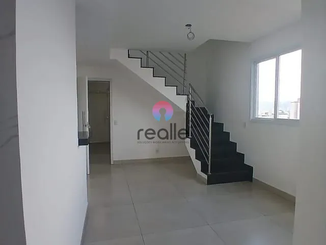 Cobertura / Penthouse 3 quartos e 2 banheiros, à venda, no bairro Padre Eustáquio em Belo Horizonte