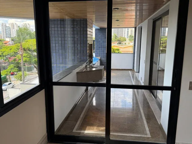 Cobertura / Penthouse com 216m² 4 quartos e 4 banheiros, à venda ou para alugar, no bairro Cidade Monções em São Paulo