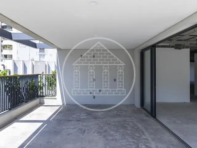 Cobertura / Penthouse com 663m² 4 quartos e 1 banheiro, à venda, no bairro Jardins em São Paulo