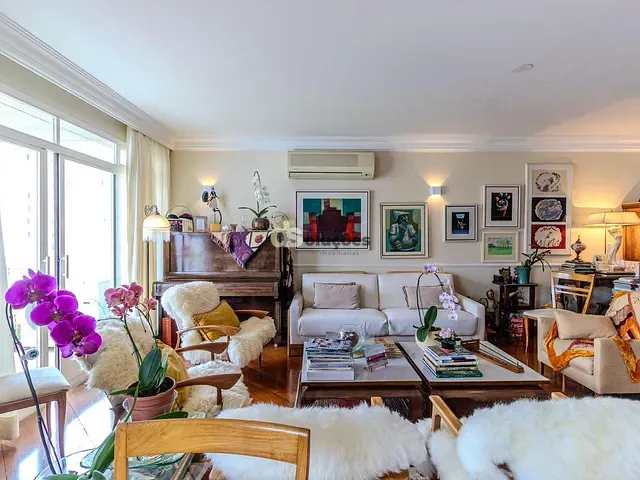 Cobertura / Penthouse 4 quartos e 4 banheiros, à venda ou para alugar, no bairro Higienópolis em São Paulo