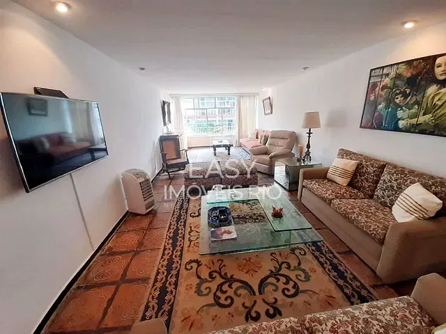 Cobertura / Penthouse com 315m² 4 quartos e 4 banheiros, à venda ou para alugar, no bairro Leblon em Rio de Janeiro