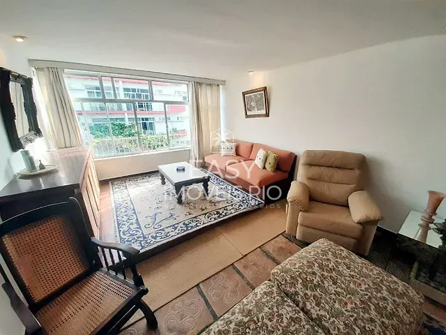Cobertura / Penthouse com 315m² 4 quartos e 4 banheiros, à venda ou para alugar, no bairro Leblon em Rio de Janeiro