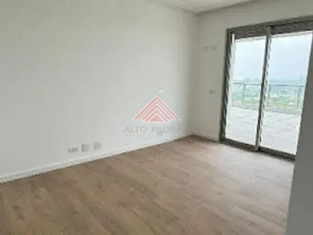 Cobertura / Penthouse com 1m² 5 quartos e 2 banheiros, à venda, no bairro Parque Colonial em São Paulo