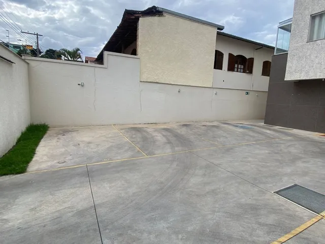 Cobertura / Penthouse 2 quartos e 2 banheiros, à venda, no bairro Santa Mônica em Belo Horizonte