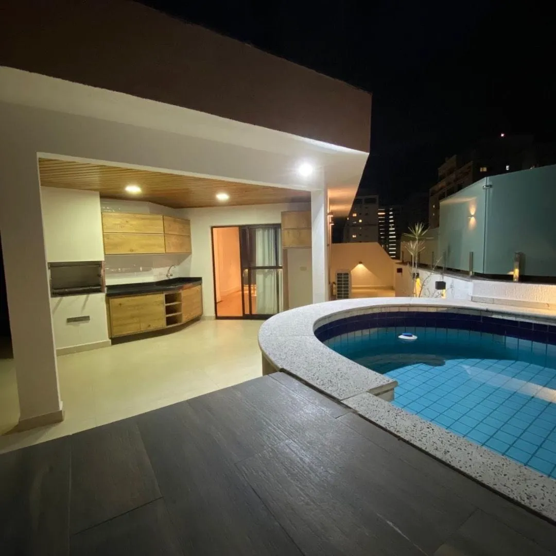 Cobertura, 3 quartos, 181 m² - Foto 1