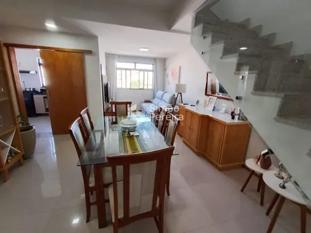 Cobertura / Penthouse com 158m² 3 quartos e 3 banheiros, à venda, no bairro São Mateus em Juiz de Fora