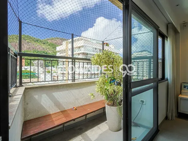 Cobertura / Penthouse com 235m² 4 quartos e 6 banheiros, à venda, no bairro Botafogo em Rio de Janeiro