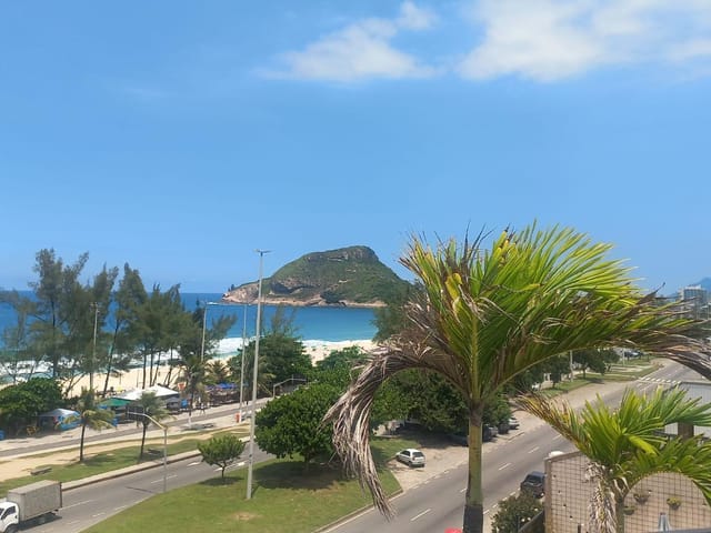 Cobertura / Penthouse com 330m² 4 quartos e 6 banheiros, à venda, no bairro Recreio dos Bandeirantes em Rio de Janeiro
