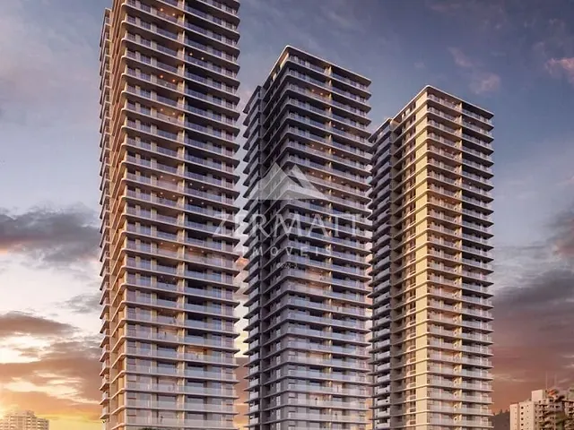 Cobertura / Penthouse com 215m² 4 quartos e 5 banheiros, à venda, no bairro Santa Clara em Itajaí