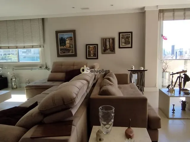 Cobertura / Penthouse 4 quartos e 6 banheiros, à venda, no bairro Pacaembu em São Paulo