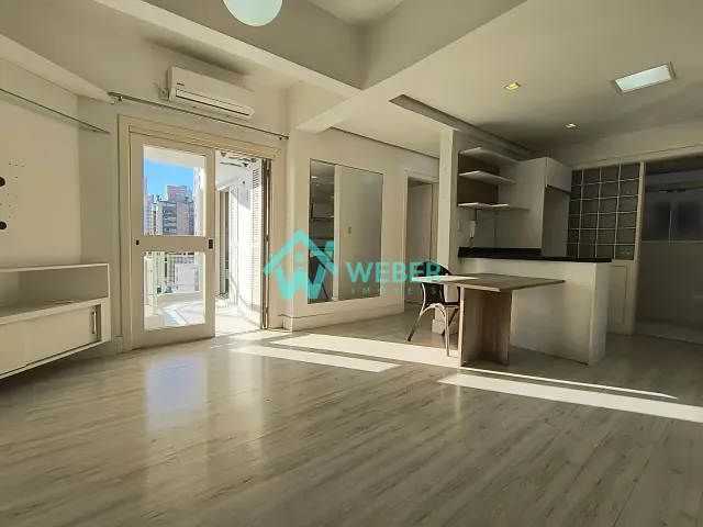 Apartamento 2 quartos e 2 banheiros, para alugar, no bairro Centro em Novo Hamburgo