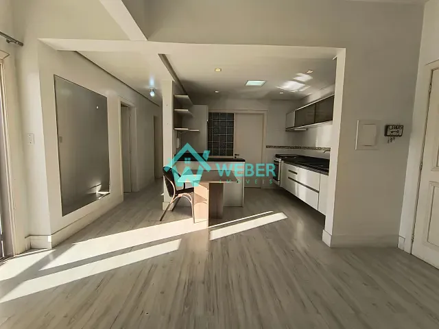 Apartamento 2 quartos e 2 banheiros, para alugar, no bairro Centro em Novo Hamburgo