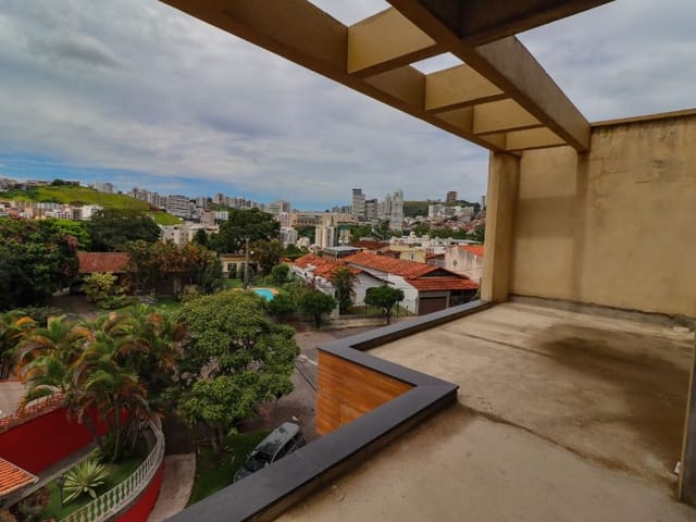 Cobertura / Penthouse 3 quartos e 2 banheiros, à venda, no bairro São Mateus em Juiz de Fora