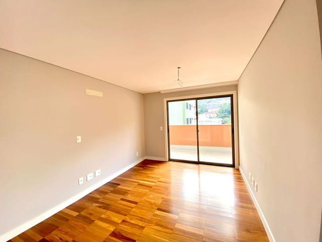 Foto do Cobertura / Penthouse - Cobertura com 3 quartos à venda, 126 m² por R$ 1.790.000,00 - Agriões - Teresópolis/RJ | DELLATORRE IMÓVEIS