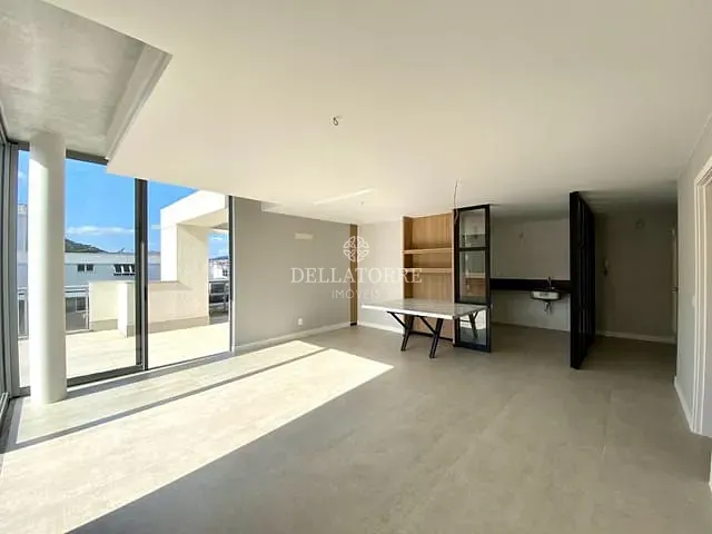Cobertura / Penthouse com 207m² 3 quartos e 3 banheiros, à venda, no bairro Agriões em Teresópolis