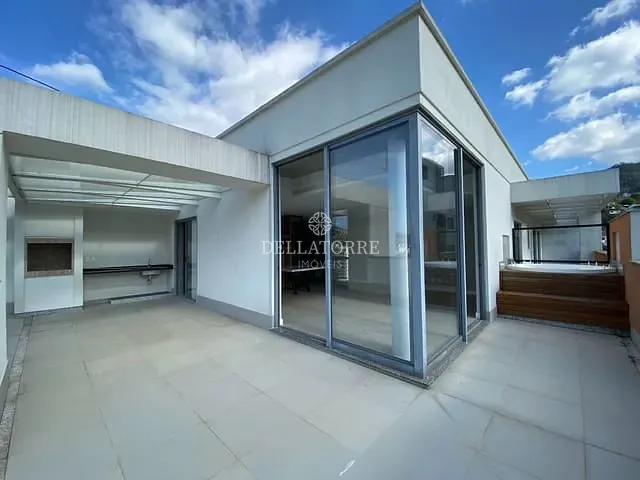 Cobertura / Penthouse com 207m² 3 quartos e 3 banheiros, à venda, no bairro Agriões em Teresópolis