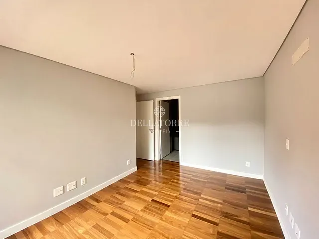 Cobertura / Penthouse com 207m² 3 quartos e 3 banheiros, à venda, no bairro Agriões em Teresópolis