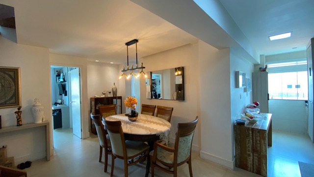 Cobertura / Penthouse 4 quartos e 3 banheiros, à venda, no bairro Braga em Cabo Frio