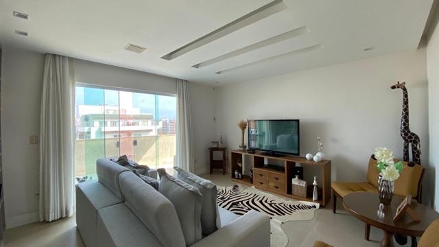 Cobertura / Penthouse 4 quartos e 3 banheiros, à venda, no bairro Braga em Cabo Frio