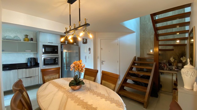 Cobertura / Penthouse 4 quartos e 3 banheiros, à venda, no bairro Braga em Cabo Frio