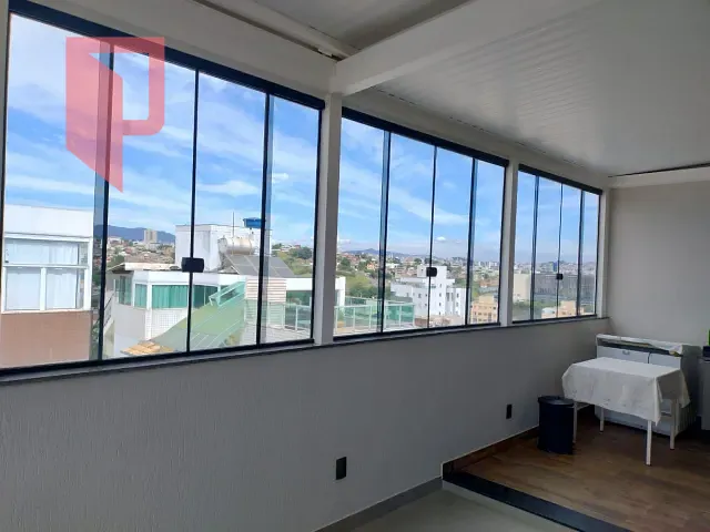 Cobertura / Penthouse com 200m² 4 quartos e 4 banheiros, à venda, no bairro Fernão Dias em Belo Horizonte