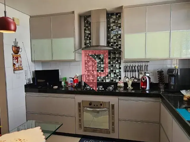 Cobertura / Penthouse com 372m² 3 quartos e 3 banheiros, à venda, no bairro Fernão Dias em Belo Horizonte