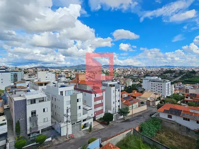 Cobertura / Penthouse com 372m² 3 quartos e 3 banheiros, à venda, no bairro Fernão Dias em Belo Horizonte